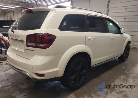 2018 Dodge Journey Crossroad Awd z USA, uszkodzony, nr VIN 3C4PDDGG9JT390761